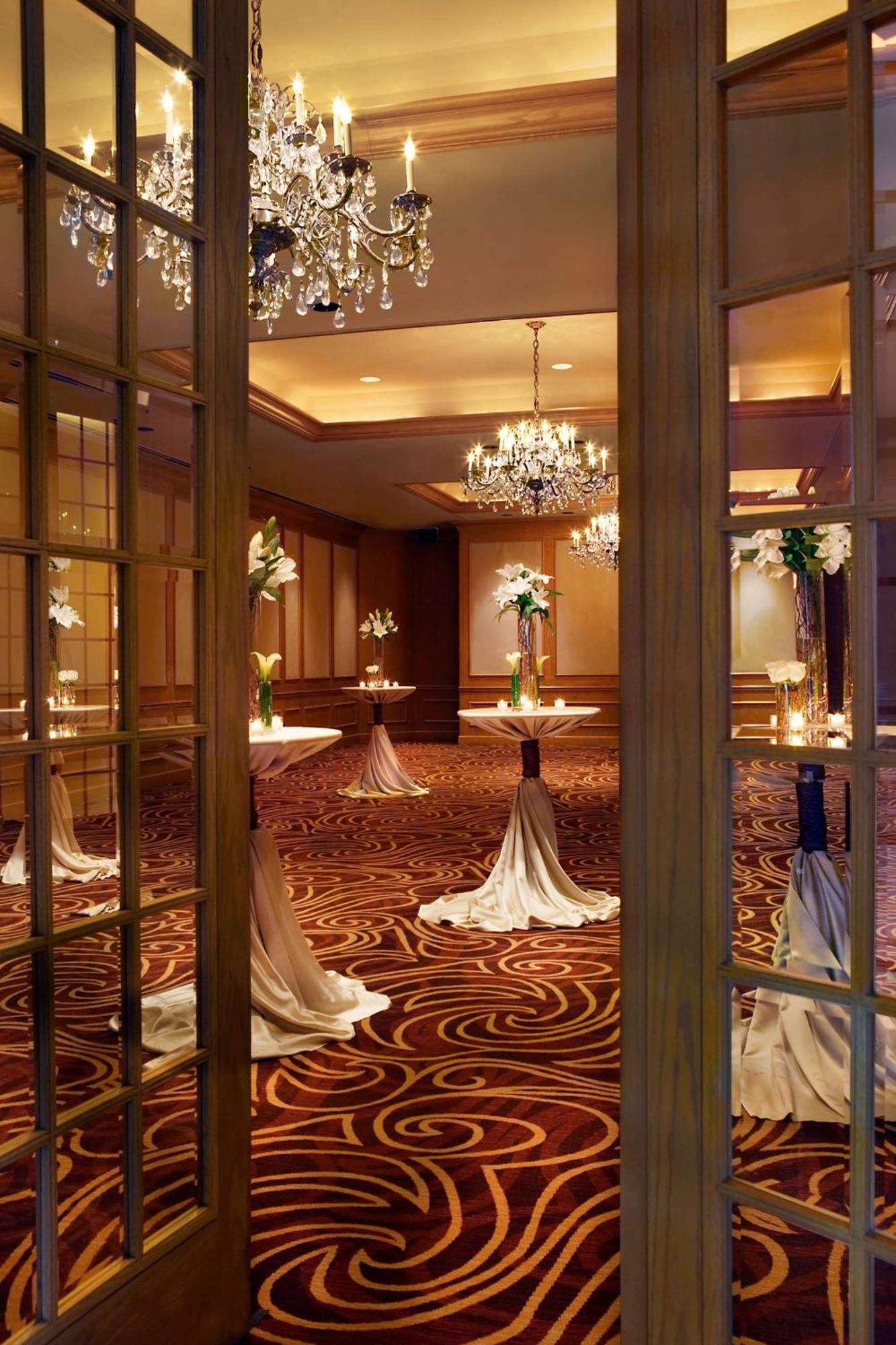 Отель Hilton Rosemont Chicago O'Hare Экстерьер фото