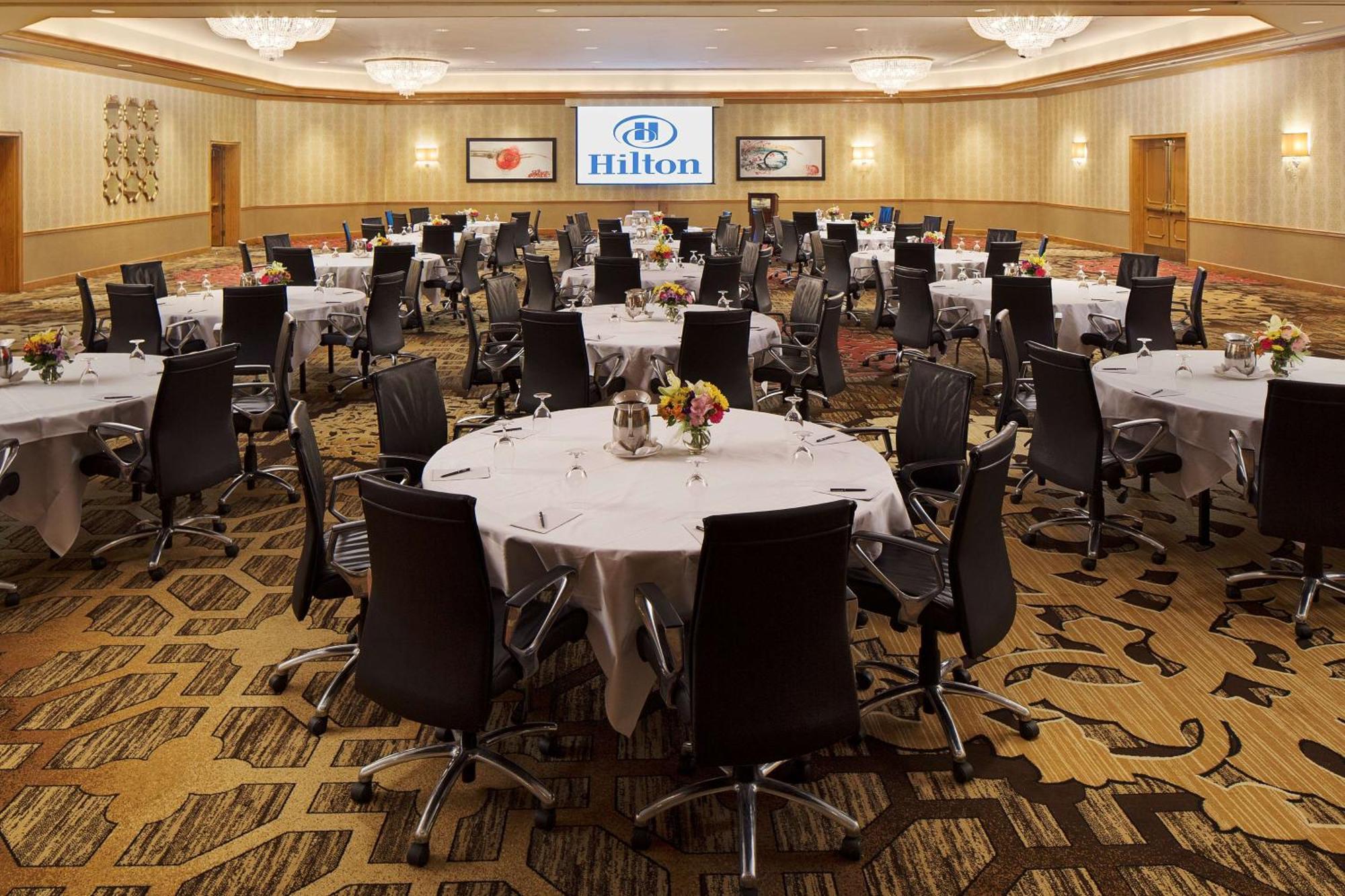Отель Hilton Rosemont Chicago O'Hare Экстерьер фото